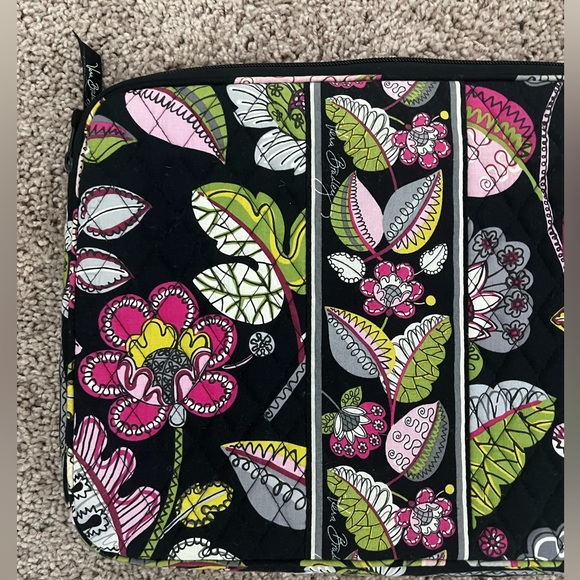 Vera Bradley Laptop Case - Picture 3 of 6